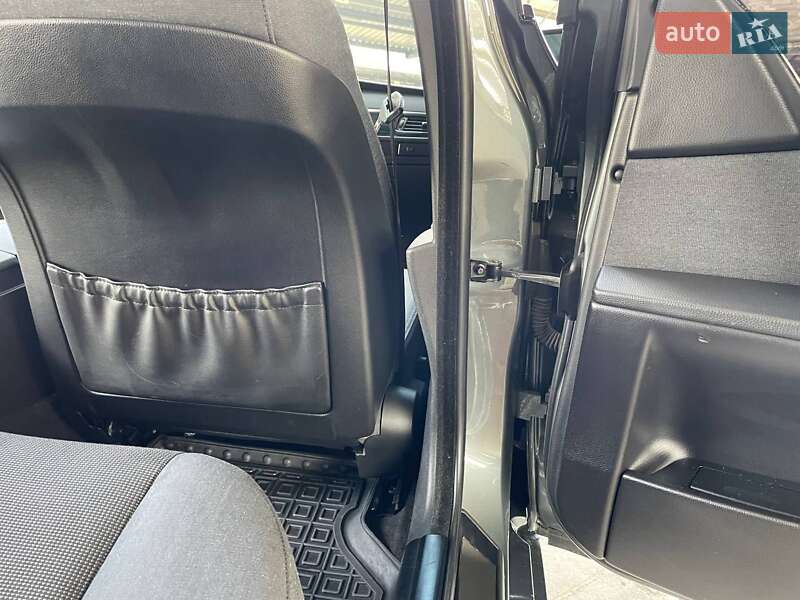 Седан BMW 5 Series 2005 в Житомире