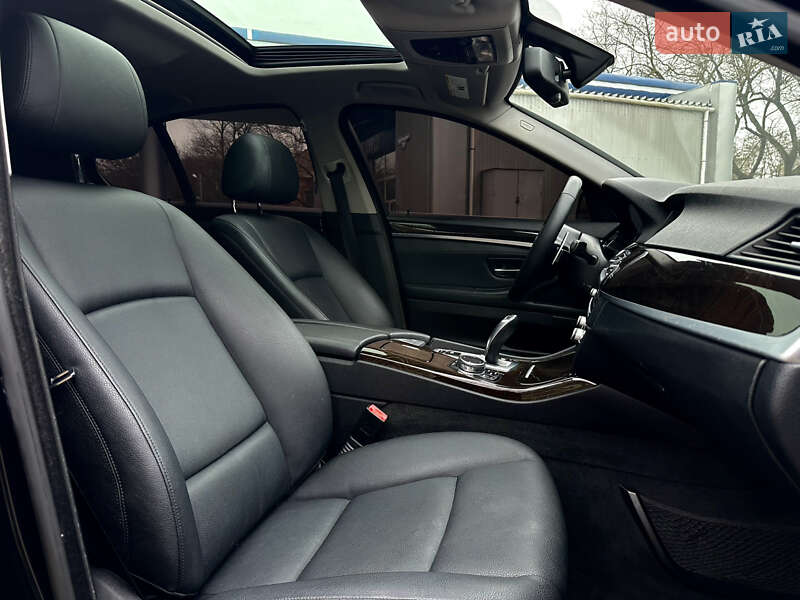 Седан BMW 5 Series 2013 в Миколаєві