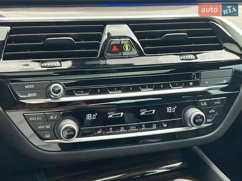 Седан BMW 5 Series 2021 в Киеве