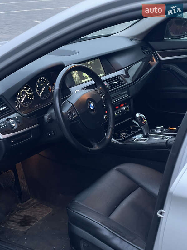 Седан BMW 5 Series 2013 в Луцьку