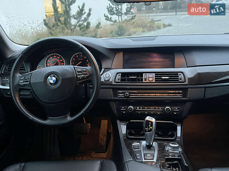 Седан BMW 5 Series 2013 в Луцьку