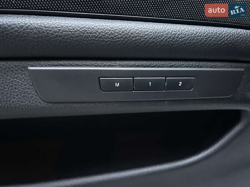 Седан BMW 5 Series 2013 в Луцьку