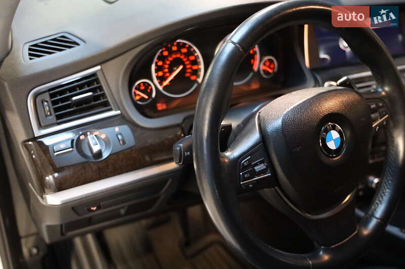 Универсал BMW 5 Series 2015 в Луцке фото 20 Универсал BMW 5 Series 2015 в Луцке