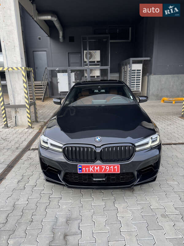 Седан BMW 5 Series 2021 в Брошневі-Облозі