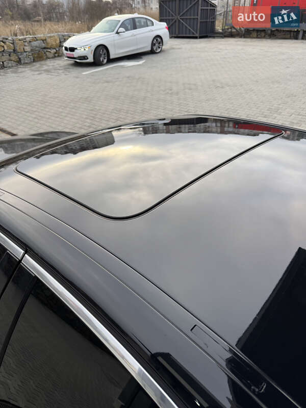 Седан BMW 5 Series 2021 в Брошневі-Облозі