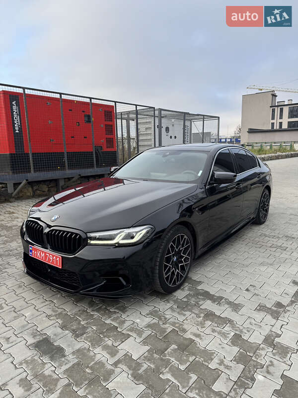Седан BMW 5 Series 2021 в Брошневі-Облозі