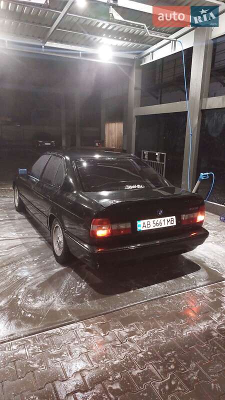 Седан BMW 5 Series 1994 в Вінниці