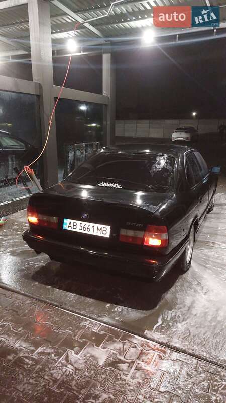 Седан BMW 5 Series 1994 в Вінниці