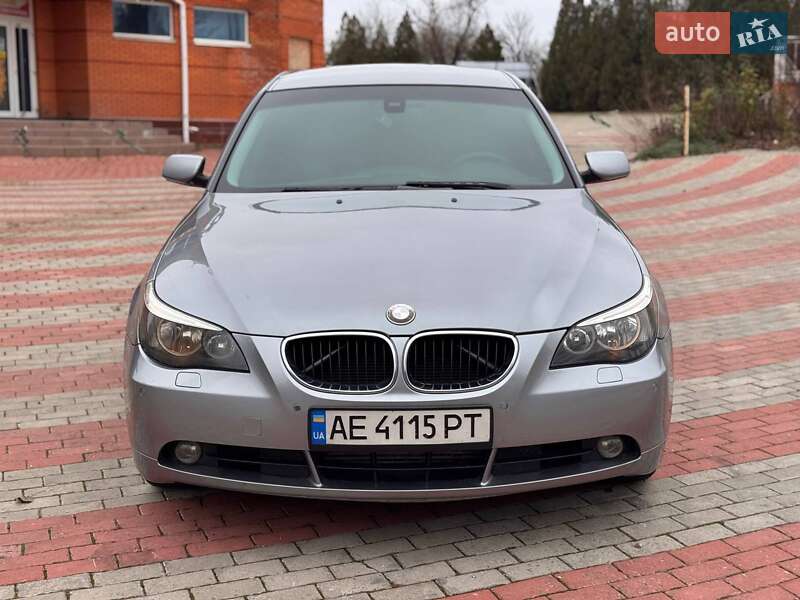 Седан BMW 5 Series 2005 в Запорожье