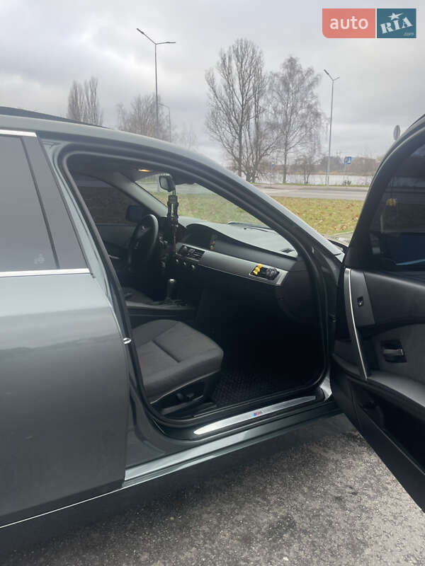 Седан BMW 5 Series 2003 в Виннице