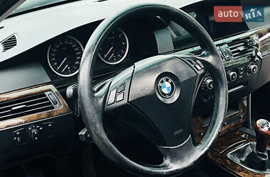 Седан BMW 5 Series 2004 в Харкові