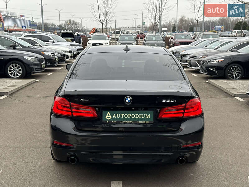 Седан BMW 5 Series 2017 в Киеве