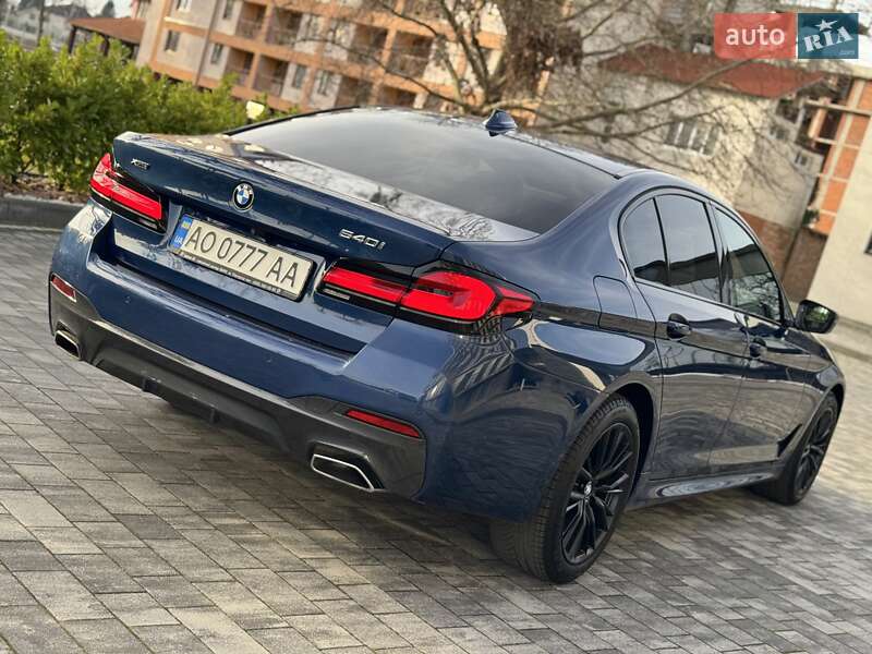 Седан BMW 5 Series 2021 в Мукачево