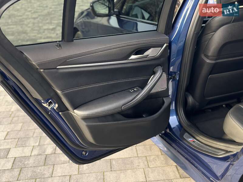 Седан BMW 5 Series 2021 в Мукачево