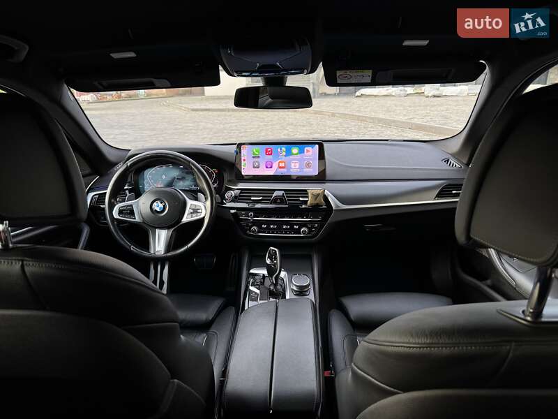 Седан BMW 5 Series 2021 в Мукачево