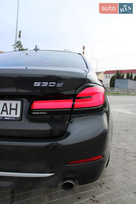 Седан BMW 5 Series 2016 в Черкасах фото 27 Седан BMW 5 Series 2016 в Черкасах