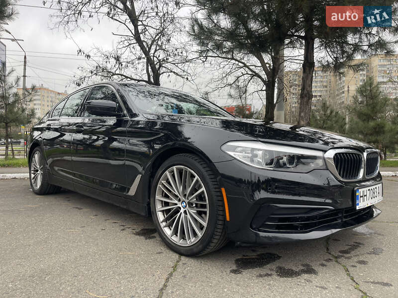 BMW 5 Series 2019