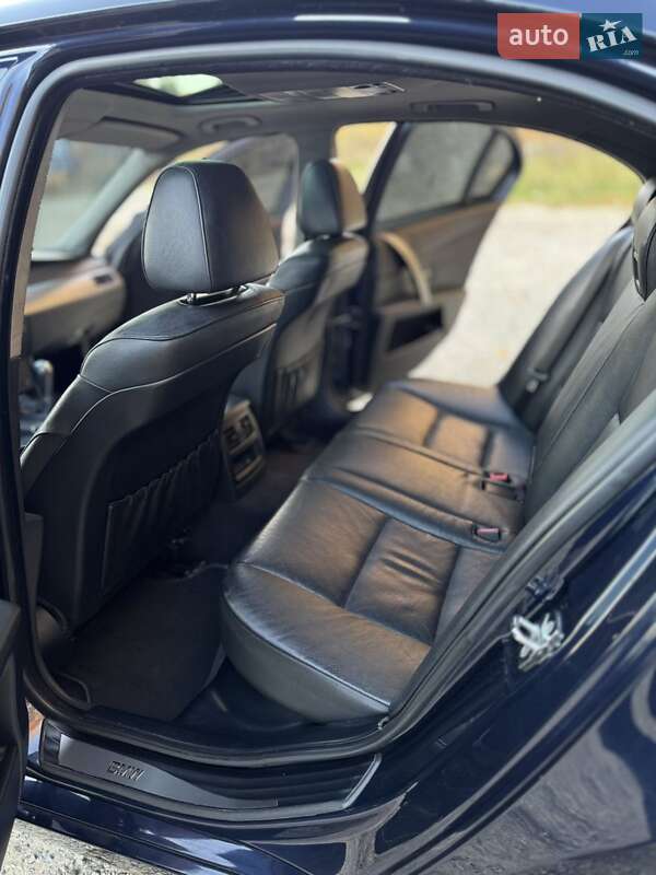 Седан BMW 5 Series 2004 в Косові фото 20 Седан BMW 5 Series 2004 в Косові