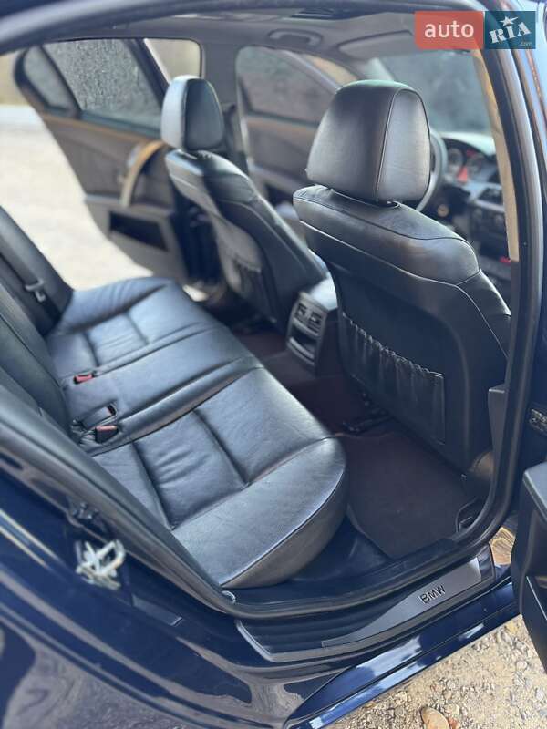 Седан BMW 5 Series 2004 в Косові фото 47 Седан BMW 5 Series 2004 в Косові