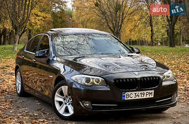 Седан BMW 5 Series 2010 в Ровно