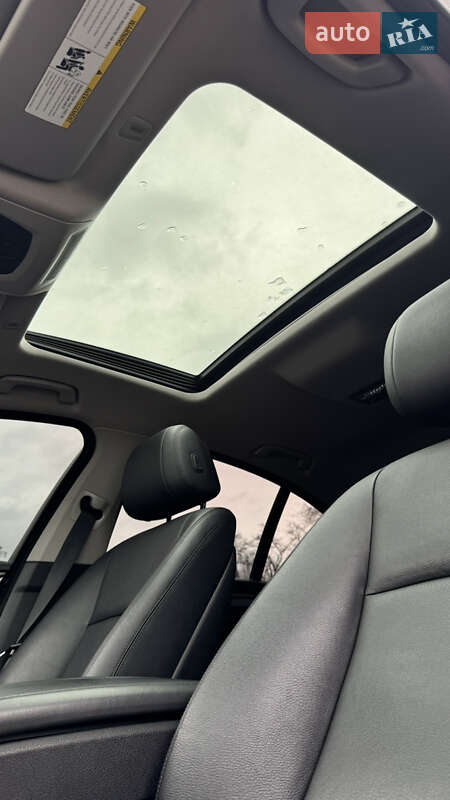 Седан BMW 5 Series 2014 в Киеве