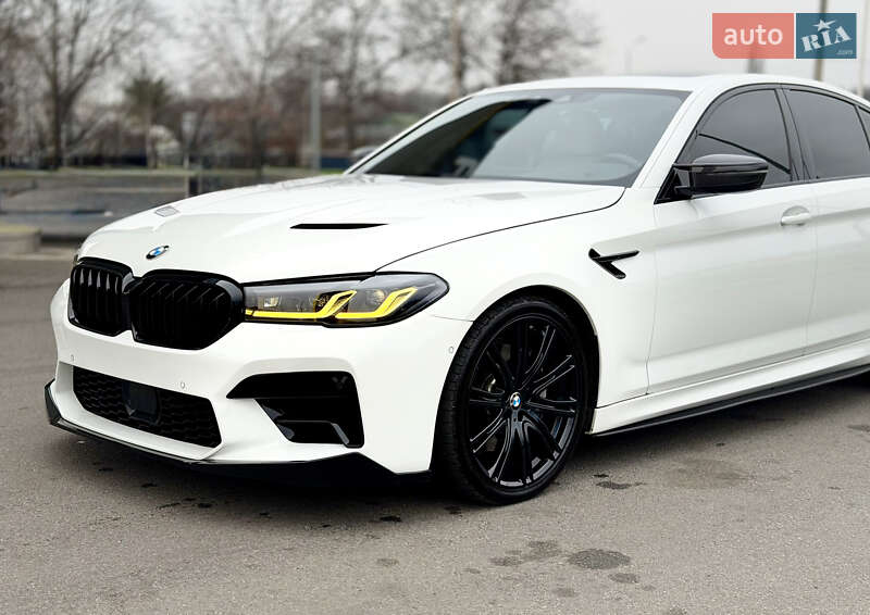 Седан BMW 5 Series 2020 в Дніпрі