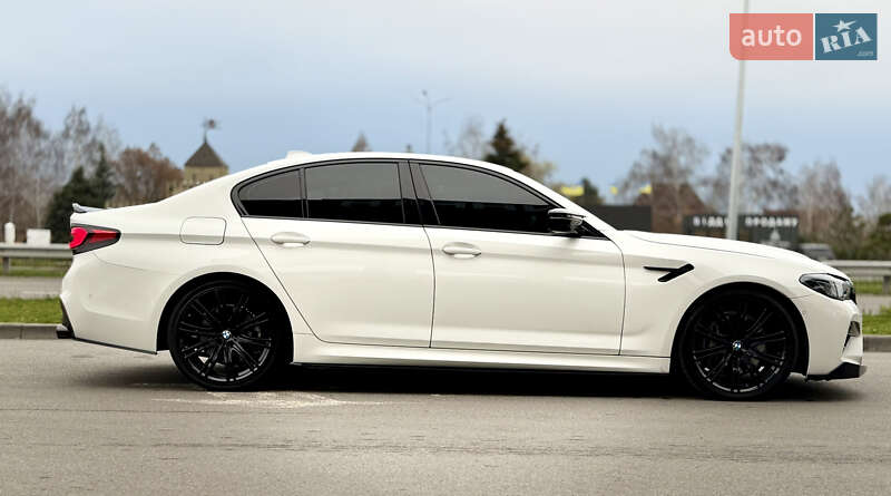 Седан BMW 5 Series 2020 в Дніпрі