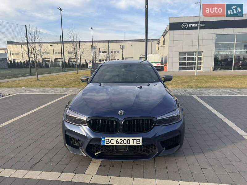 Седан BMW 5 Series 2017 в Мукачево