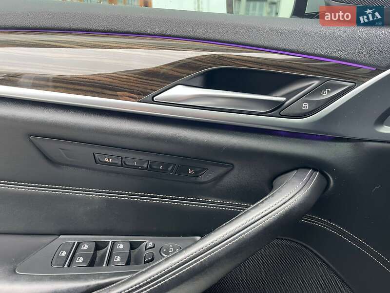 Седан BMW 5 Series 2017 в Трускавце фото 20 Седан BMW 5 Series 2017 в Трускавце