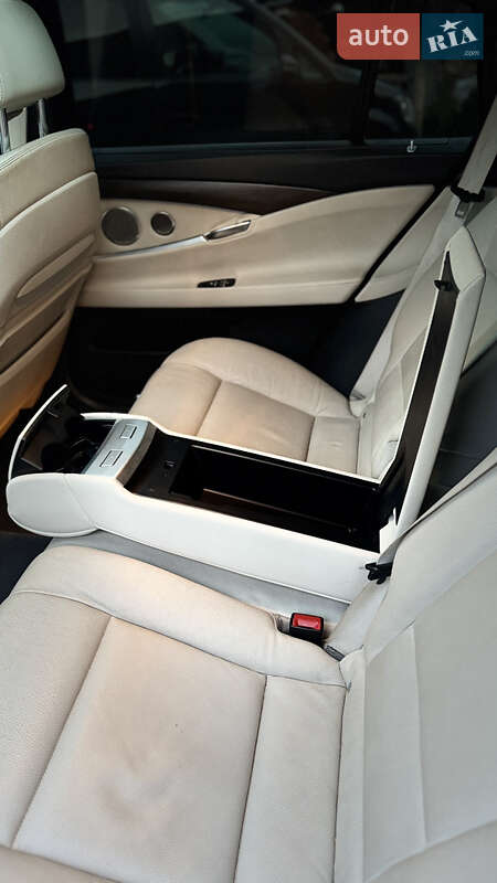 Лифтбек BMW 5 Series 2010 в Тячеве