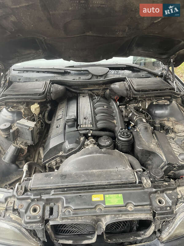 Седан BMW 5 Series 1998 в Житомире