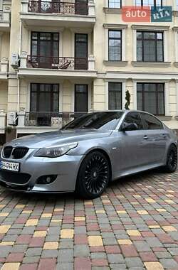 Седан BMW 5 Series 2004 в Одессе