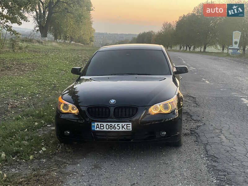 BMW 5 Series 2004 BMW 5 Series 2004