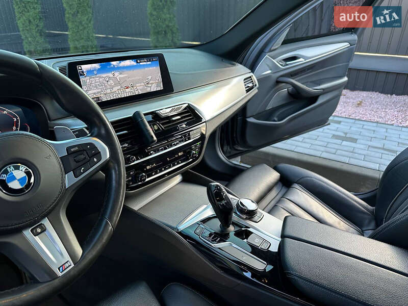 Седан BMW 5 Series 2017 в Днепре