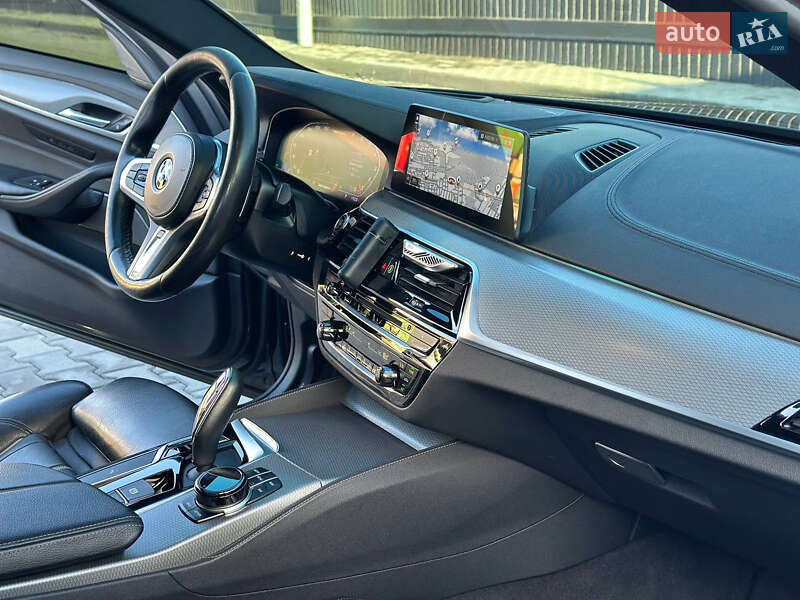 Седан BMW 5 Series 2017 в Днепре