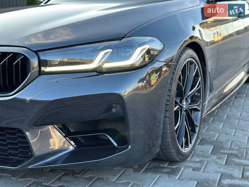 Седан BMW 5 Series 2017 в Днепре