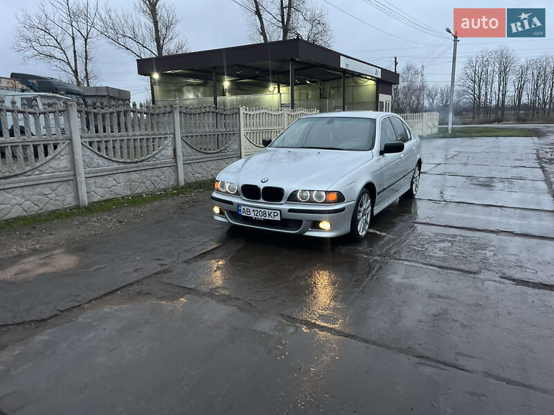 BMW 5 Series 2001