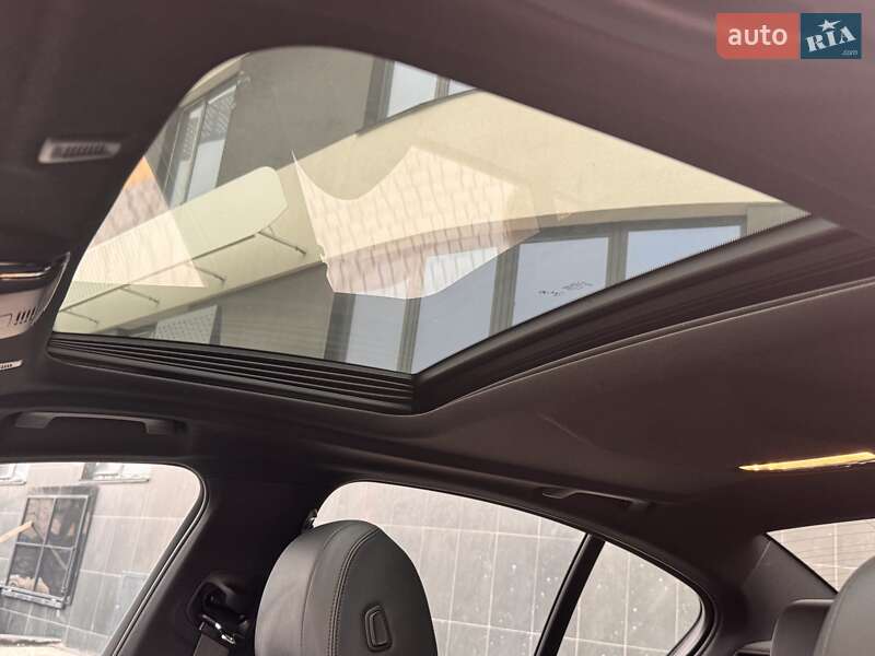Седан BMW 5 Series 2020 в Киеве фото 26 Седан BMW 5 Series 2020 в Киеве