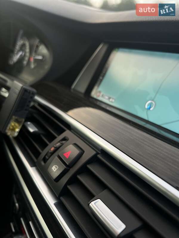 Седан BMW 5 Series 2015 в Шептицькому