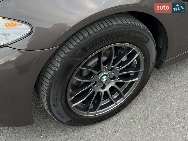 Седан BMW 5 Series 2012 в Тернополе
