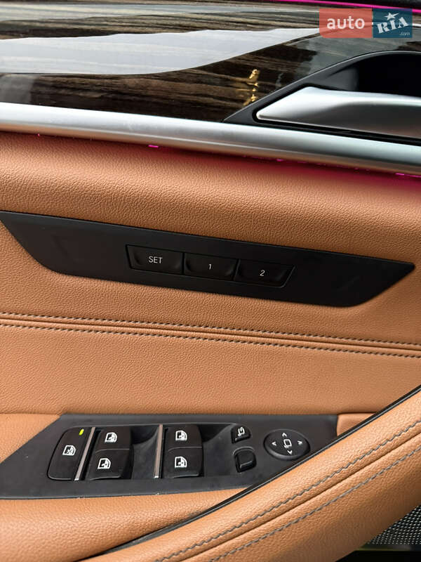 Седан BMW 5 Series 2021 в Киеве фото 41 Седан BMW 5 Series 2021 в Киеве