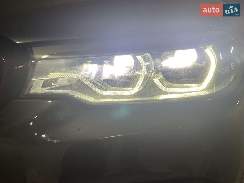 Седан BMW 5 Series 2017 в Львове