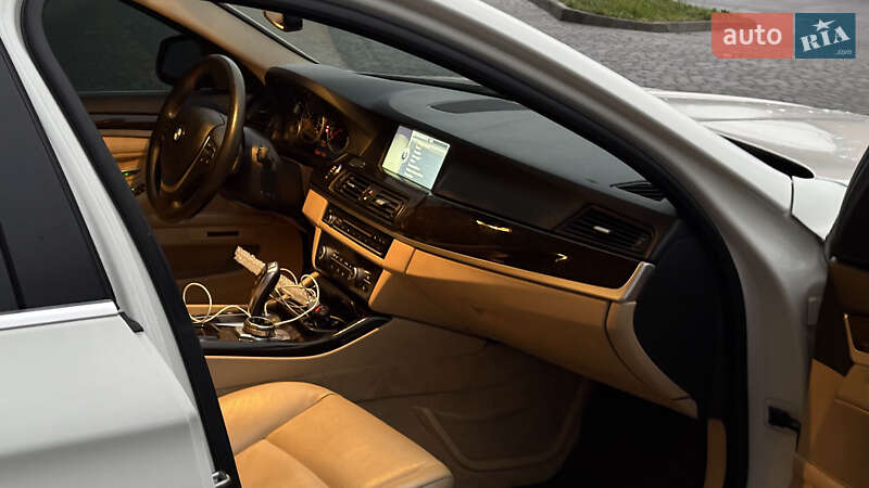 Седан BMW 5 Series 2011 в Вінниці
