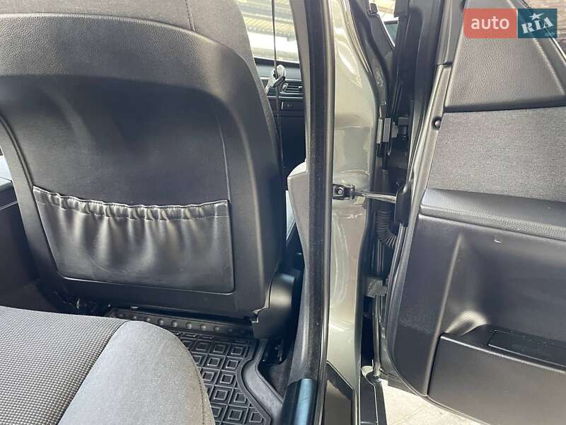 Седан BMW 5 Series 2005 в Житомире фото 25 Седан BMW 5 Series 2005 в Житомире