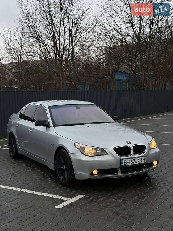 BMW 5 Series 2004 BMW 5 Series 2004