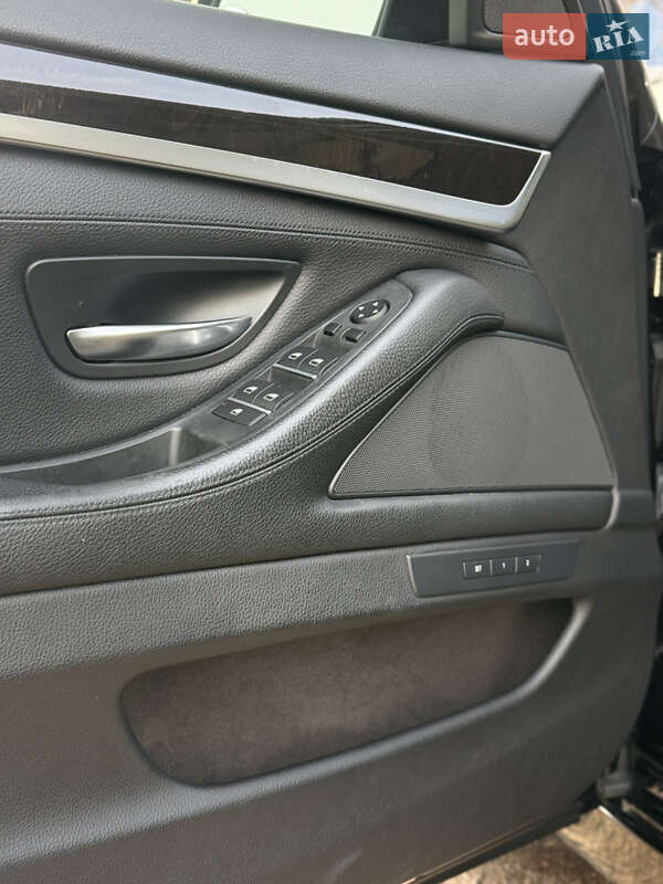 Седан BMW 5 Series 2015 в Бердичеве