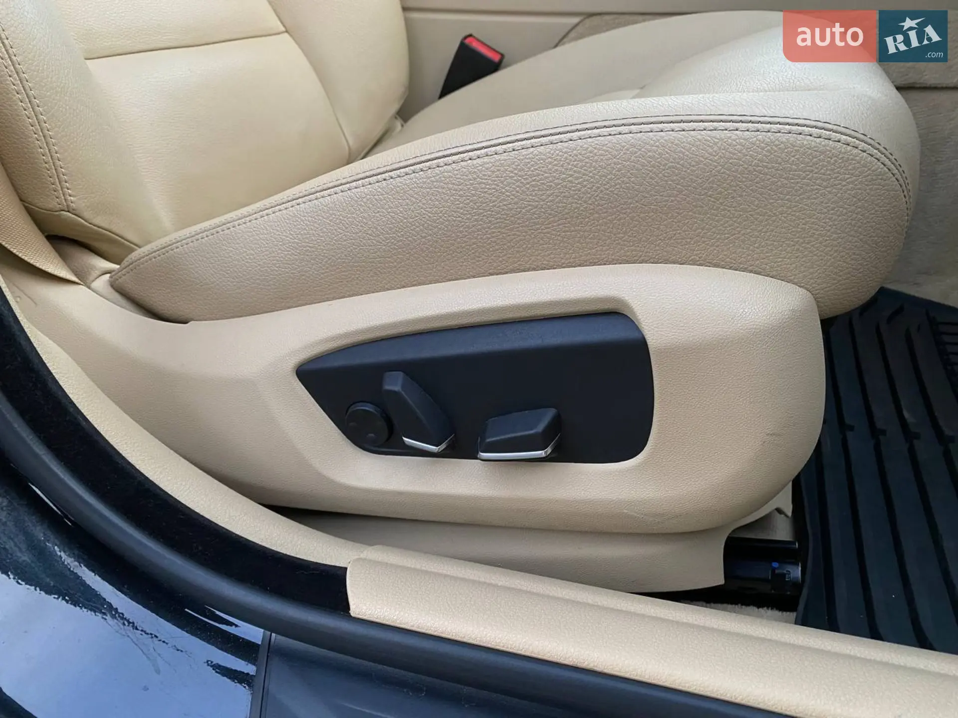 2013 BMW 5er - мініатюра 28