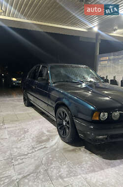 Седан BMW 5 Series 1995 в Сумах