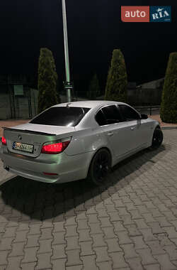 Седан BMW 5 Series 2004 в Виннице