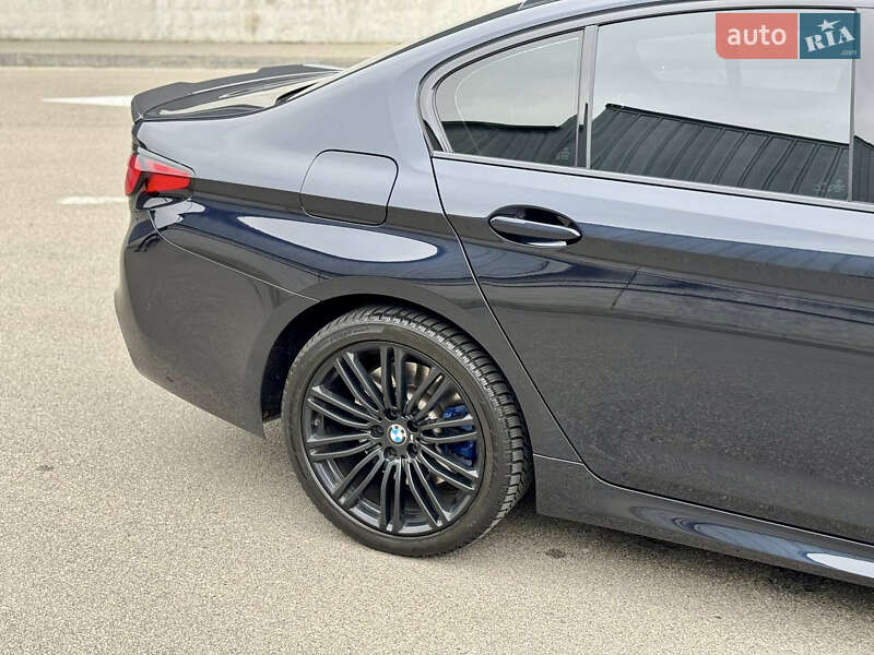 Седан BMW 5 Series 2018 в Киеве
